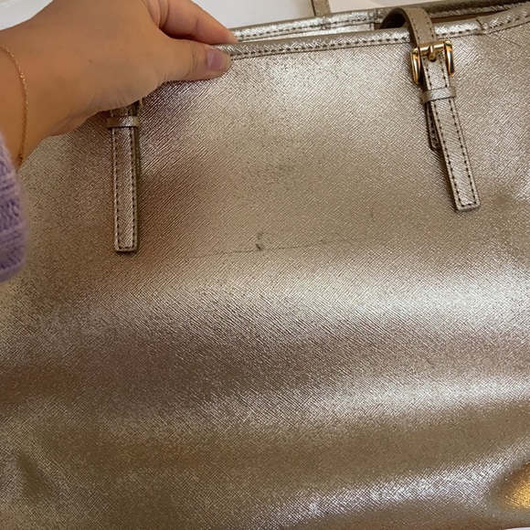 Michael Kors Gold Jet Set Tote Bag - Picture 5 of 5